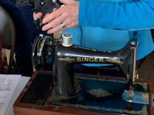 hand crank sewing machine